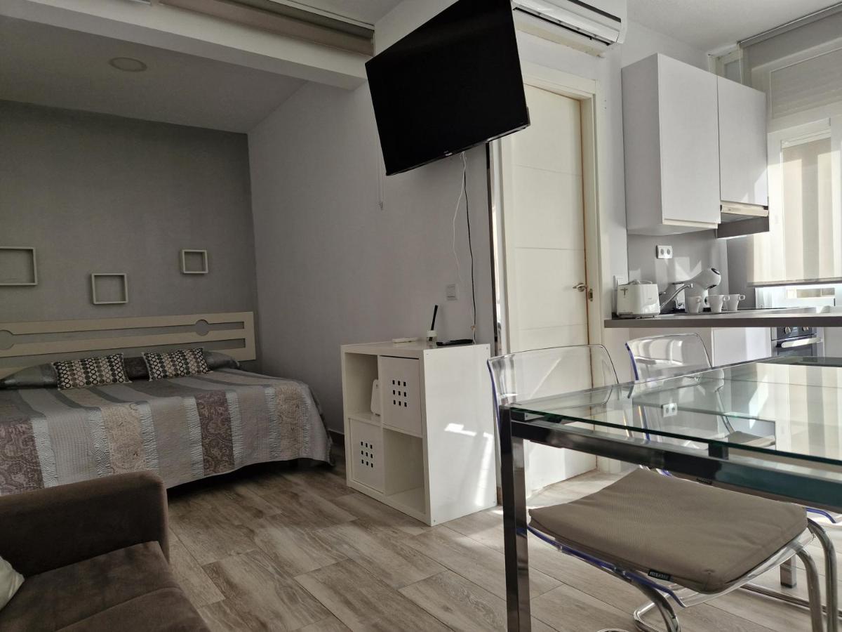 Center Studio Torremolinos Bagian luar foto